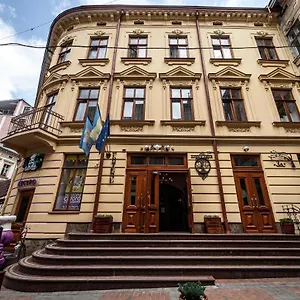 Hotel Kryva Lypa, Lwów